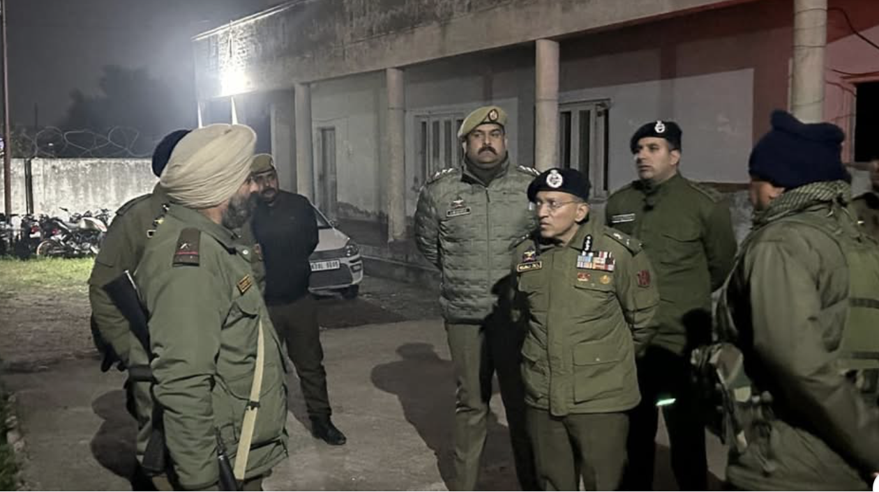 ADGP Jammu reviews border security, R-Day preparations in Samba, Kathua